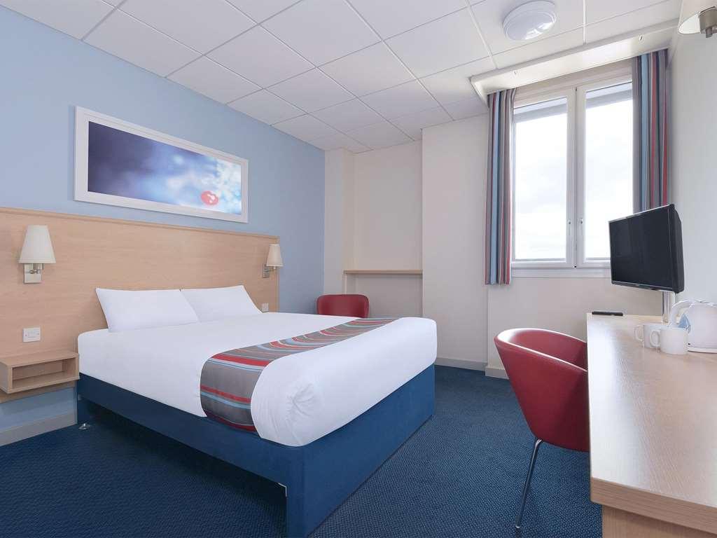 Travelodge Lutterworth Leicester Rum bild