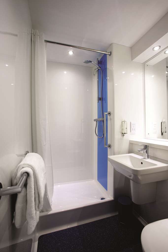 Travelodge Lutterworth Leicester Rum bild